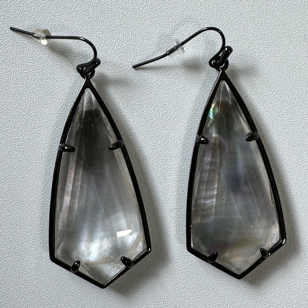 Kendra Scott Caroline Suspended Black MOP